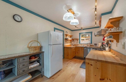 Brockway House | Speedboat Retreat in Kings Beach