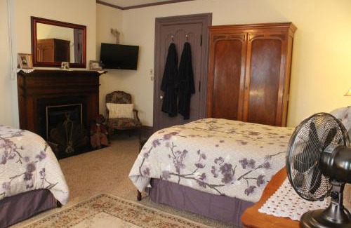 Erie Bed & Breakfast | Spencer House Bed & Breakfast
