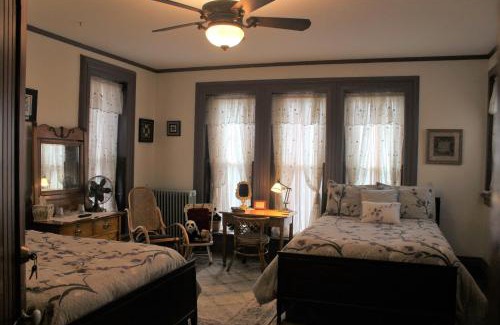 Erie Bed & Breakfast | Spencer House Bed & Breakfast