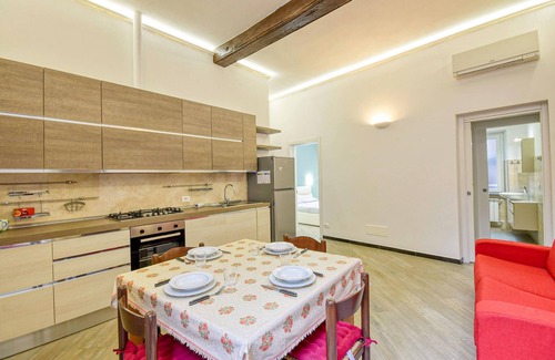 Borgo Antico Apartment | Spend a relaxing holiday in this inviting holiday apartment by the sea!