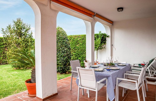 Sector F - Flamenco House | Spend a sunny vacation in this vacation home in Matalascanas.