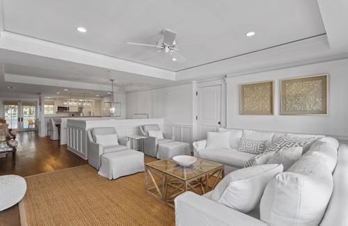 Gulf District Condo | Spend Fall by the Beach! Beachside #8 - Gulf Front in Watercolor! Views! 3 Adult Bikes!