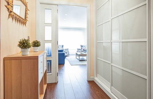 Manon Apartment | Spend relaxing vacations in Viveiro ? a short walk from the beach.