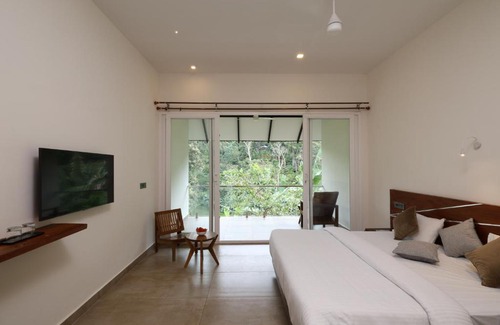 Pirmed House | Spice Forest Plantation Homestay, Thekkady