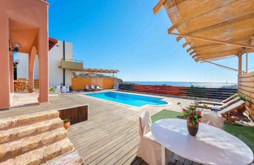 Pefkos Villa | Spilia Bay Villas