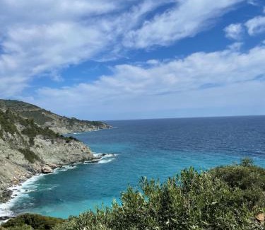 Xanthi Region House | Spilia House Skopelos