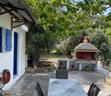 Xanthi Region House | Spilia House Skopelos