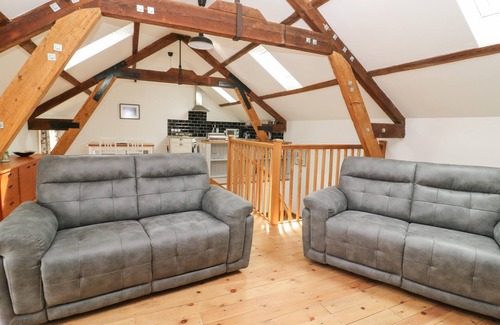 Storwood Cottage | SPINDLE COTTAGE, family friendly, with open fire in Seaton Ross