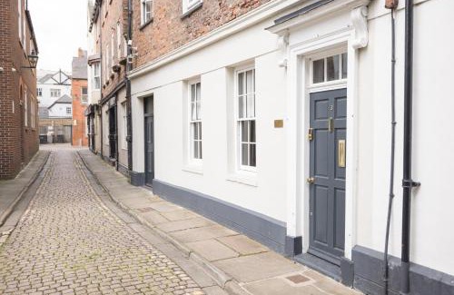 Hull Old Town Apartment | Spirit of Prince Street Hull Old Town