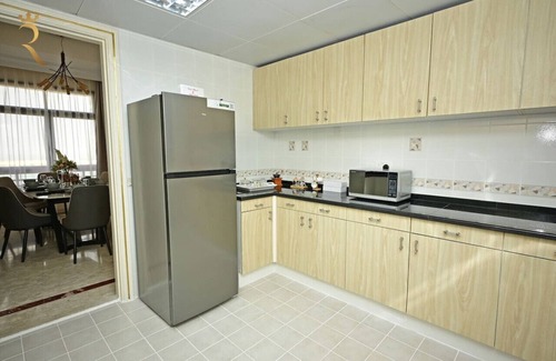 Abu Dhabi City Center Apartment | Splendid 3BR Coastal Escape - Corniche Beach