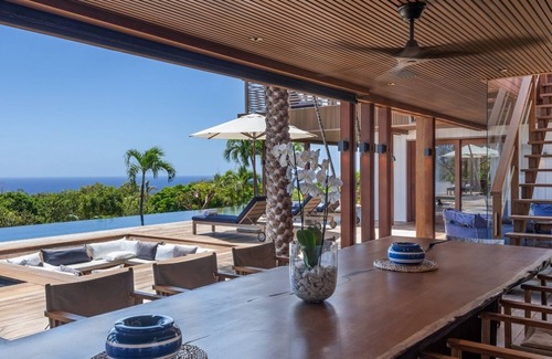 Gouverneur Villa | Splendid 6 BDRM Luxury Villa w Jacuzzi and BBQ