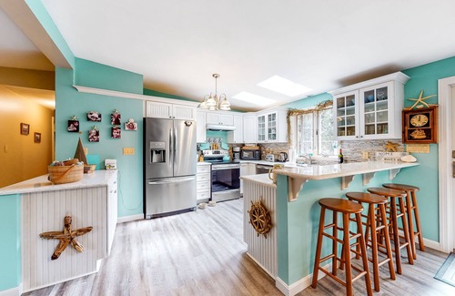 Katama House | Split-Level, Family-Friendly Home w/a Rear Deck, Gas Grill, Free WiFi, & W/D