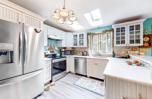 Katama House | Split-Level, Family-Friendly Home w/a Rear Deck, Gas Grill, Free WiFi, & W/D