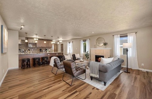 Cliff - Cannon House | Spoil Yourself | South Hill Stunner + Theater Room