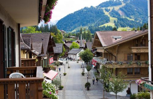 Zweisimmen Nr Gstaad Hotel | Sporthotel Victoria