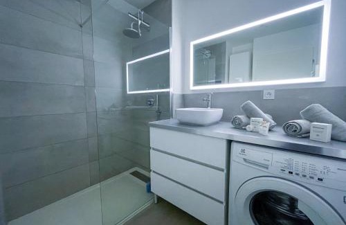 Lalande-Grand Selve Apartment | Sporting House