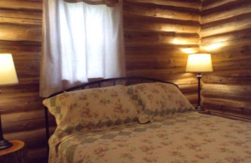 Melrose Hotel | Sportsman Lodge Melrose MT