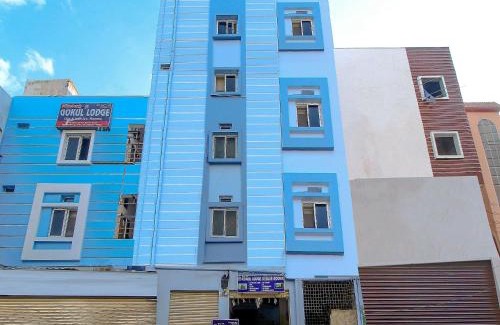 Secunderabad Hotel | SPOT ON 81775 MOHIT GOKUL LODGE NEW LUXURY ROOM'S NEAR SECUNDERABAD RAILWAY STATION