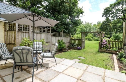 Llangeler House | Spring Cottage
