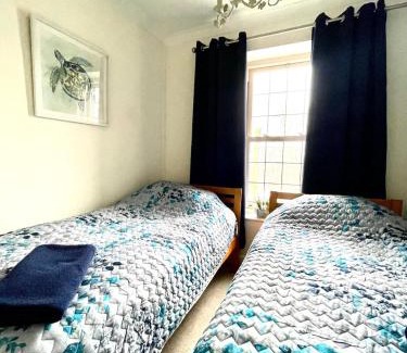 Penistone House | Spring Cottage