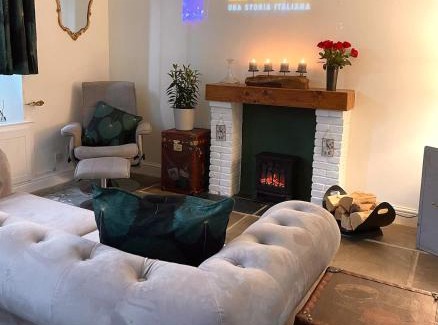 Penistone House | Spring Cottage