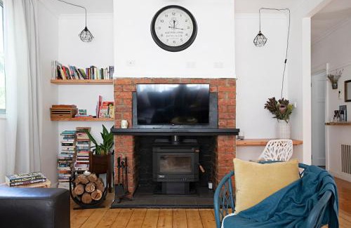 Hepburn Springs House | Spring Creek Cottage Hepburn - Secluded Pet Haven