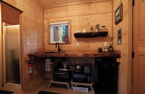 Langdale Cabin | Spring Fling at The Love Shack!