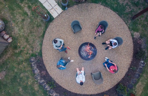 Spring Hill House | Spring Hill Country Retreat with spa