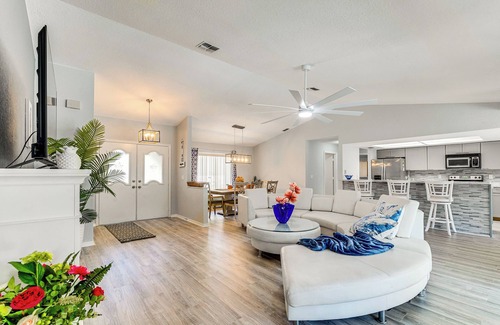 Spring Hill House | Spring Hill Home: Private Pool, 9 Mi to Beach!