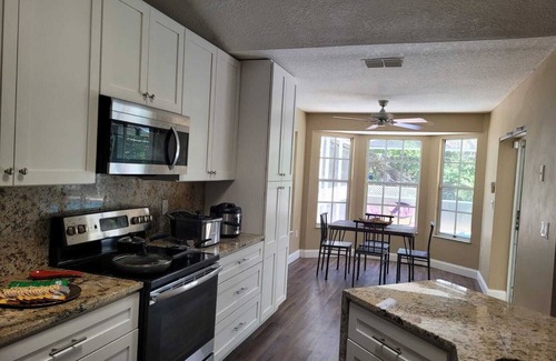 Spring Hill House | Spring Hill vacation home