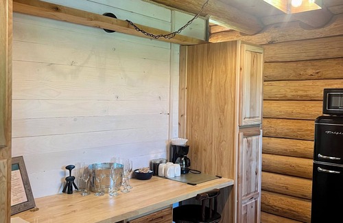 Grove Cabin | Spring Pond Cabin at White Buffalo Lodge;nFamily-sized with lake access