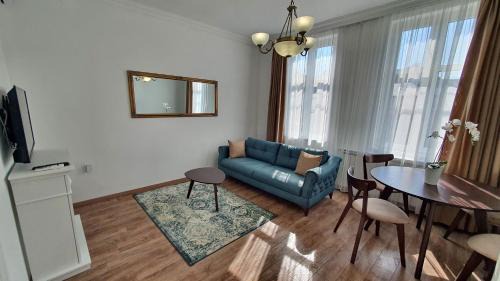Cacak Apartment | Spring Rustik