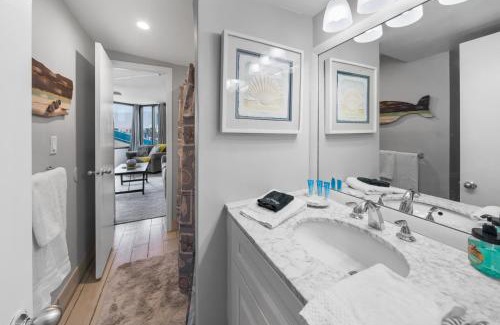 Panama City Beach Apartment | Spring Special! Renovated Resort Condo - on the Beach!