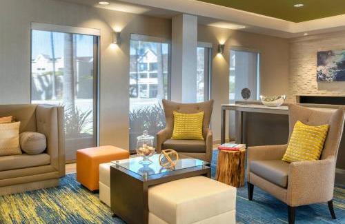 Carlsbad Village Hotel | SpringHill Suites by Marriott San Diego Carlsbad