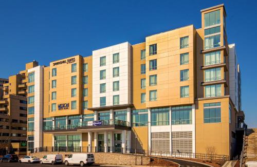 Revere Hotel | SpringHill Suites by Marriott Boston Logan Airport Revere Beach