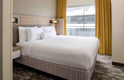 Belltown Hotel | SpringHill Suites Seattle Downtown, South Lake Union