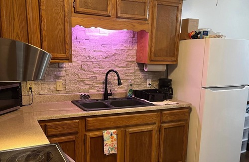 Eminence Cottage | Springside Cottage in beautiful Eminence. Great outdoor space - NEW Hot tub!