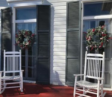 Anniston Bed & Breakfast | Springwood Inn