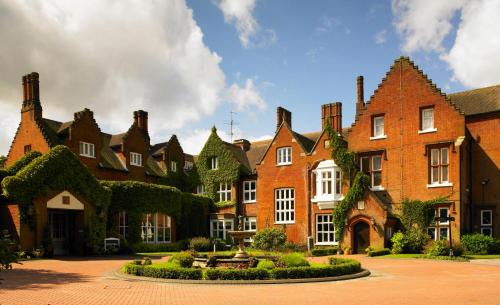 Sprowston Hotel | Sprowston Manor Hotel, Golf & Country Club