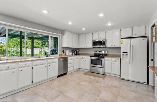 Valle Lindo House | Spruce Tree Oasis - Luxurious 4BR Home with Private Pool in Diamond Bar#42117