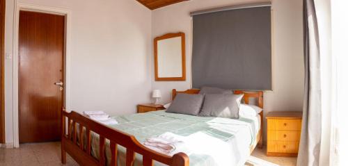 Meneou Apartment | Spyros No23 Charming Oceanview Maisonette