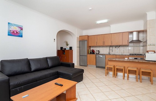 Albufeira Apartment | Squad White Apartment, Pool, Wifi, AC