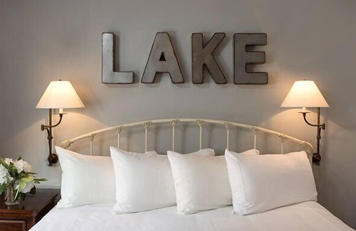 Holderness Hotel | Squam Lake Inn