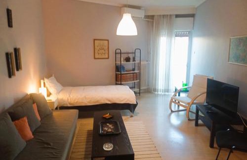 Komotini Apartment | Square