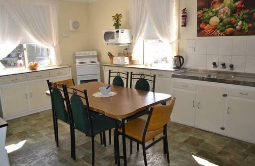 Davenport House | Squatters Cottage - "wheel chair friendly"