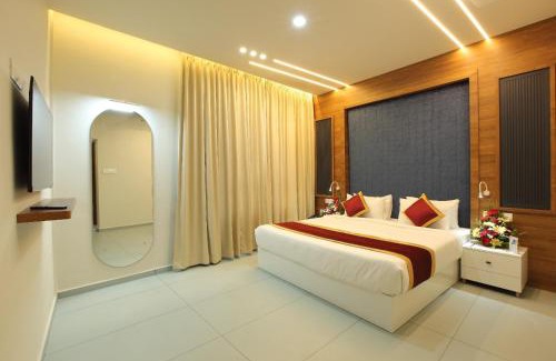 Kulanada Hotel | Sreevalsam Grande