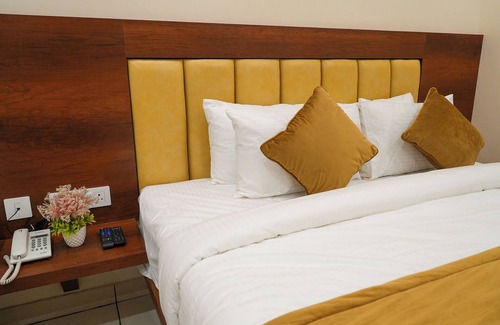 Devanahalli Hotel | Sri Krishna Inn