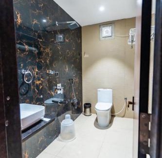 Warangal Hotel | Sri vaarahi hotel