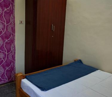 Theni House | Srinadhi Vasishta Homestays