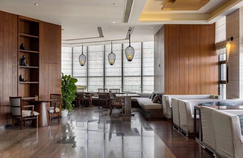 Deqing County Hotel | SSAW Boutique Hotel Deqing Dexin